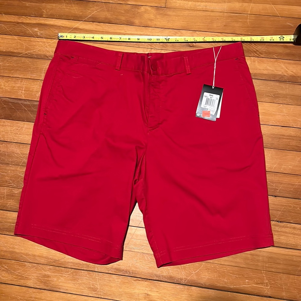 Men’s Nike golf new with tags shorts